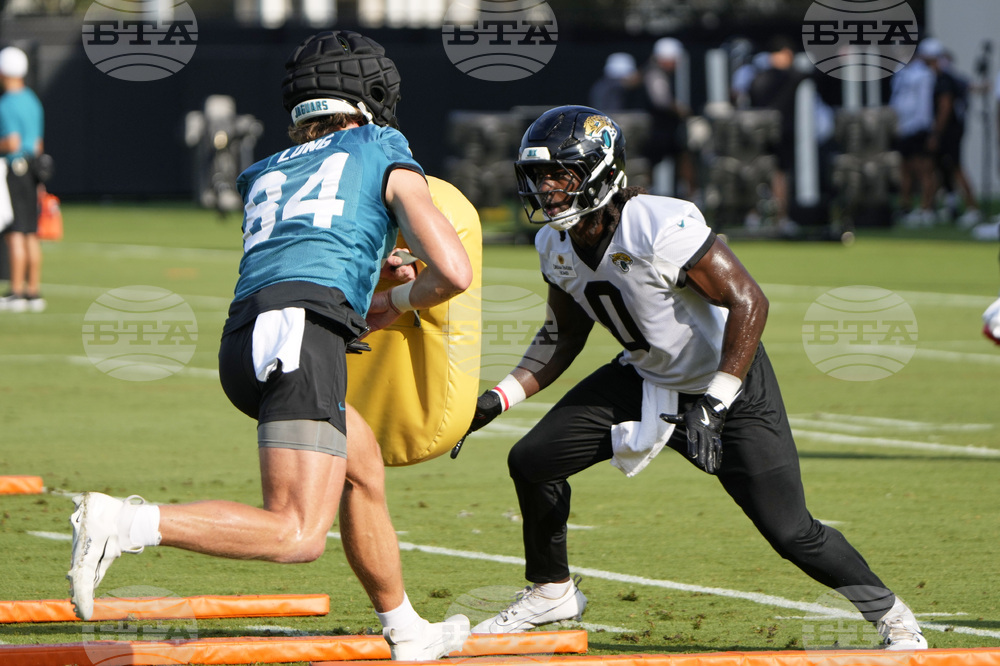Jaguars Camp Football