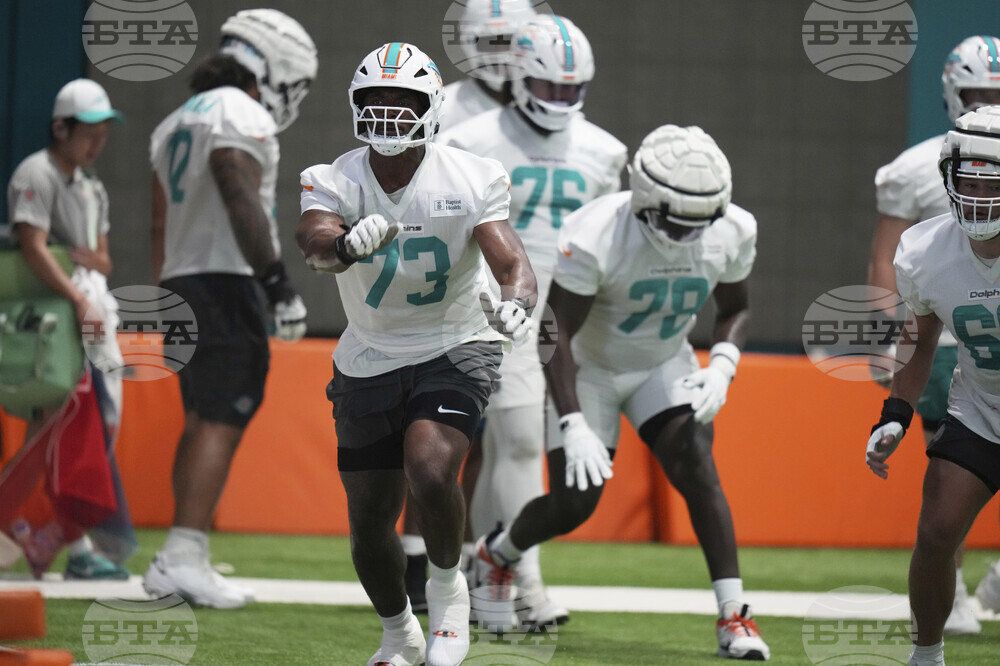 Dolphins Camp Football