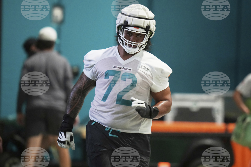 Dolphins Camp Football