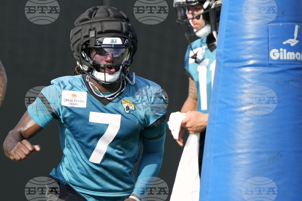 Jaguars Camp Football