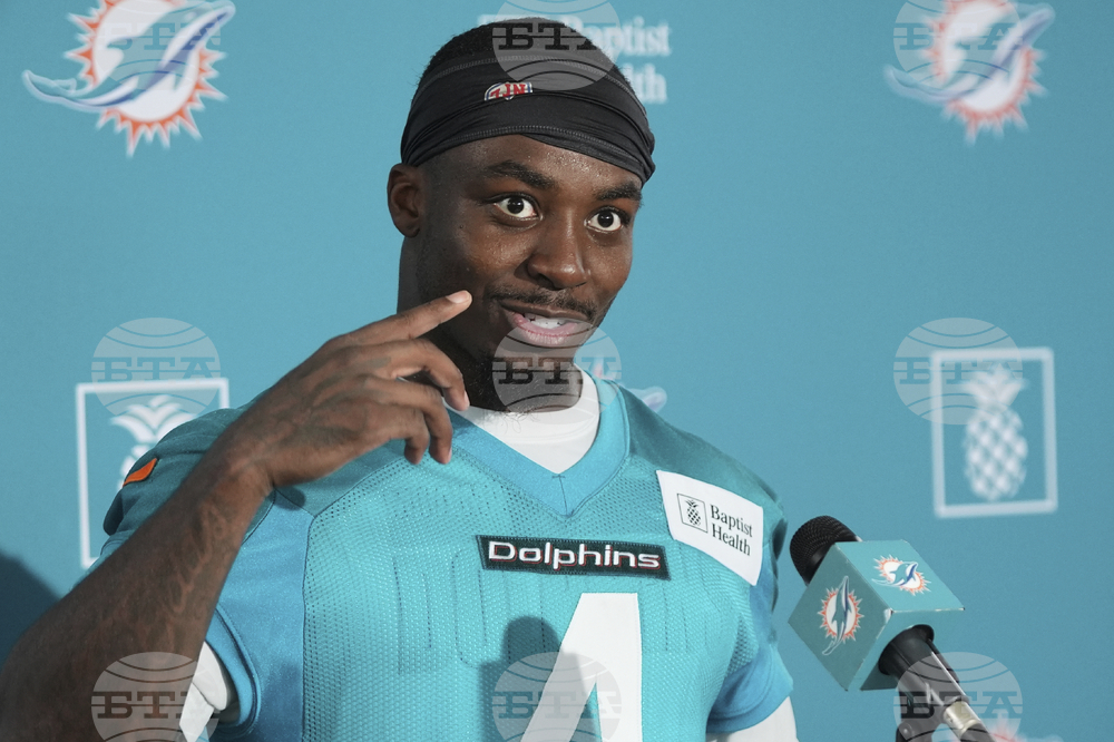 Dolphins Camp Football