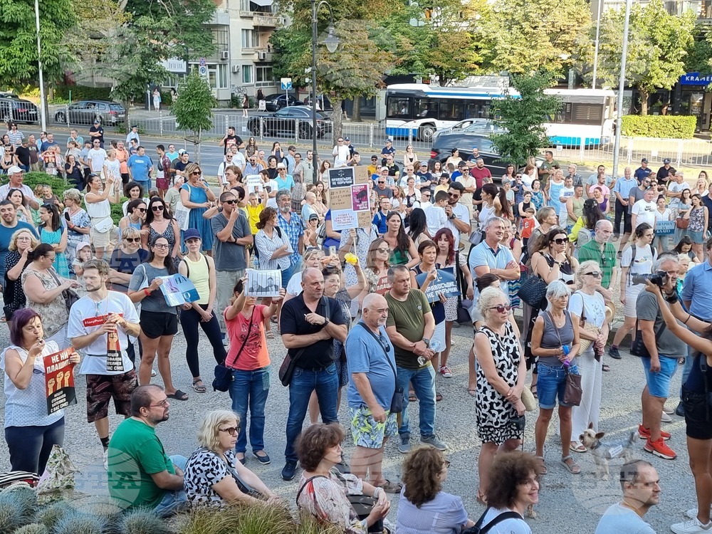 Варна - протест в подкрепа на задържания кмет на града Благомир Коцев