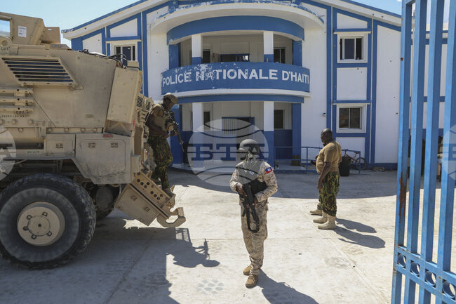 Хаити изпраща 400 полицаи в Бразилия на обучение за борба с бандите