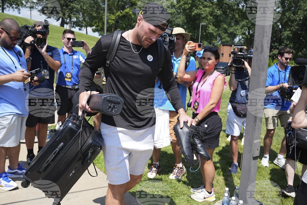 Steelers New Look Football