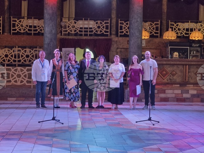 Във Велико Търново бе открит първият Фестивал на българските фолклорни състави в чужбина