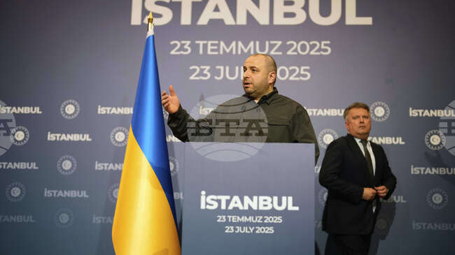 Ръководителят на украинската делегация в преговорите с Русия Рустем Умеров е в Истанбул, за да деблокира процеса по размяна на пленници