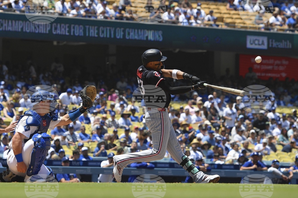 Twins Dodgers Baseball