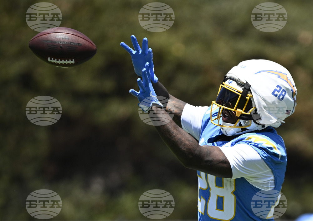 Chargers Camp Football