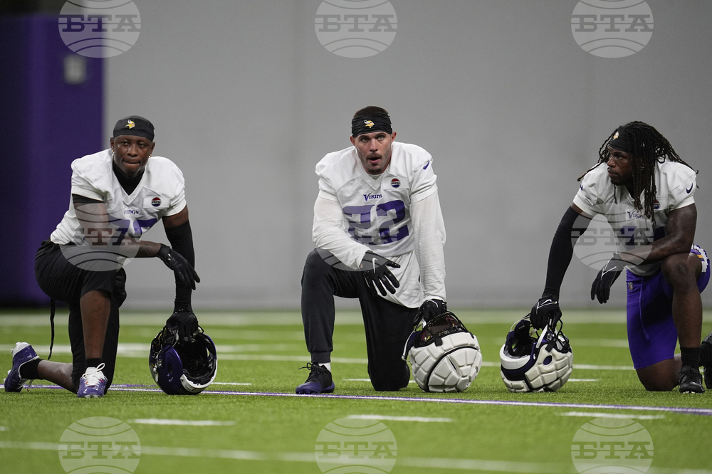 Vikings Camp Football
