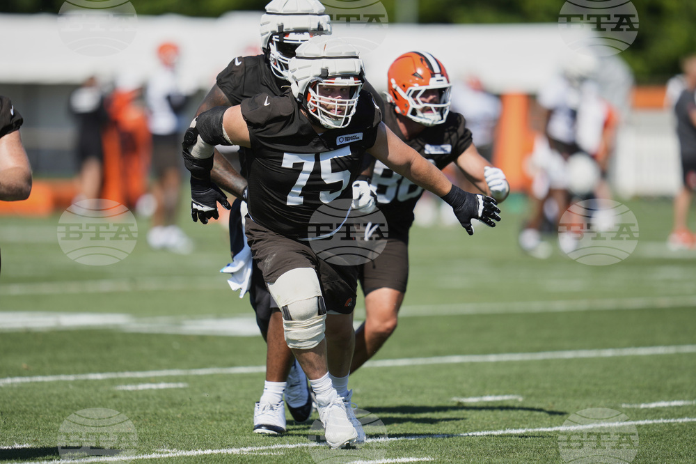 Browns Camp Football