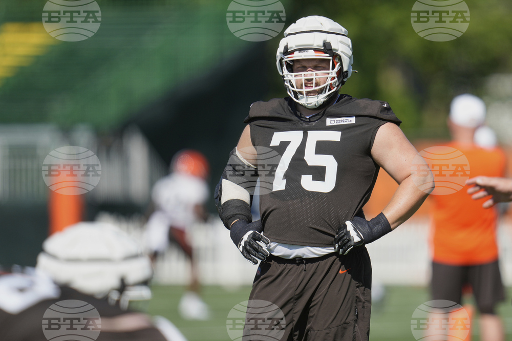 Browns Camp Football