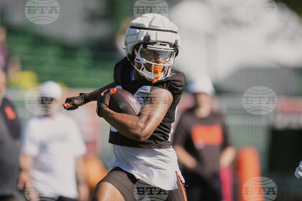 Browns Camp Football