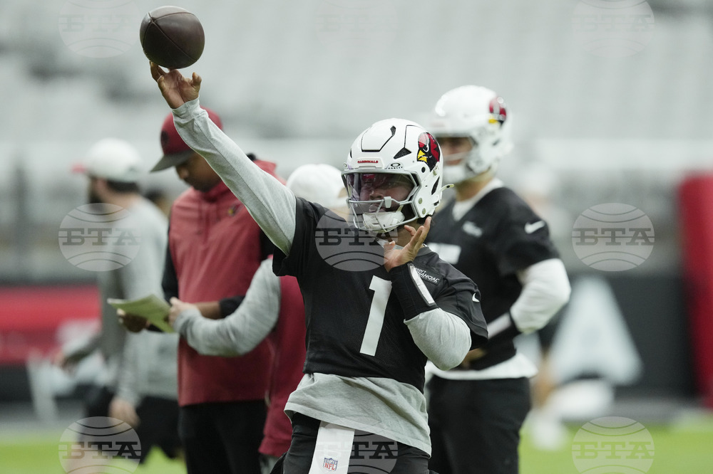 Cardinals Camp Football