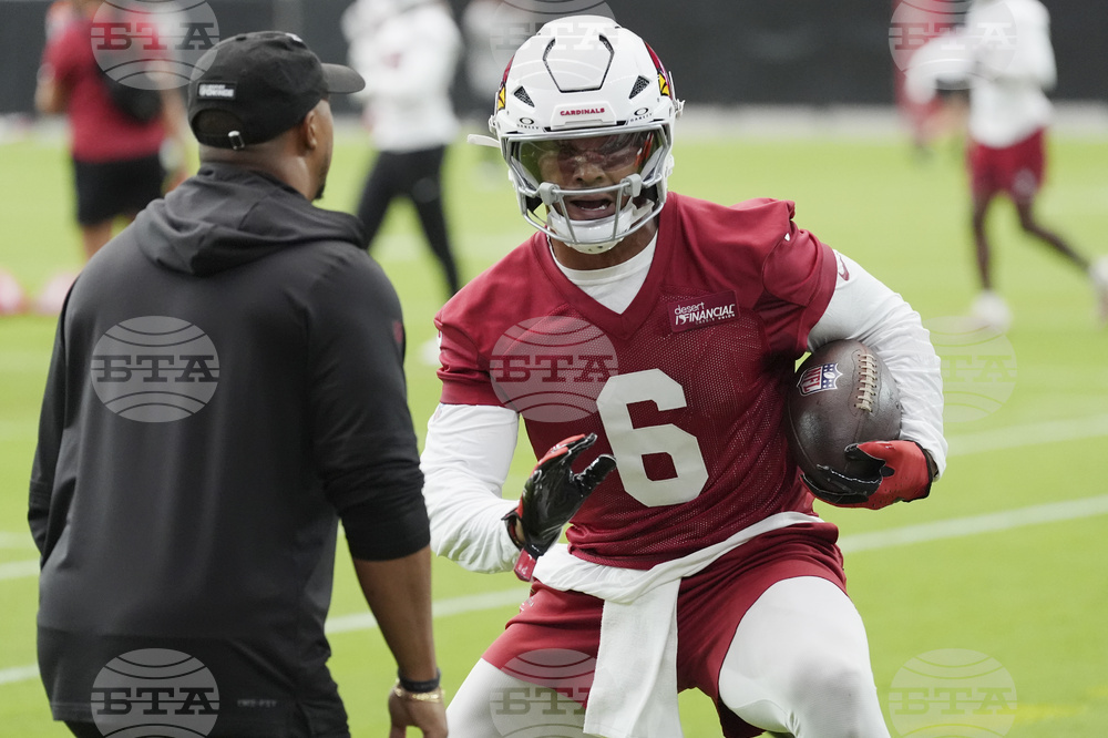 Cardinals Camp Football