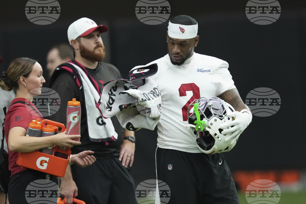 Cardinals Camp Football