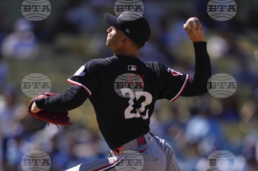 Twins Dodgers Baseball
