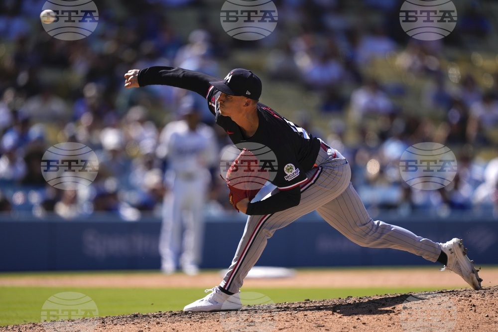 Twins Dodgers Baseball