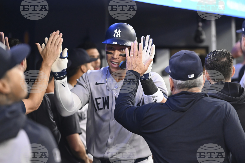Yankees Blue Jays Baseball