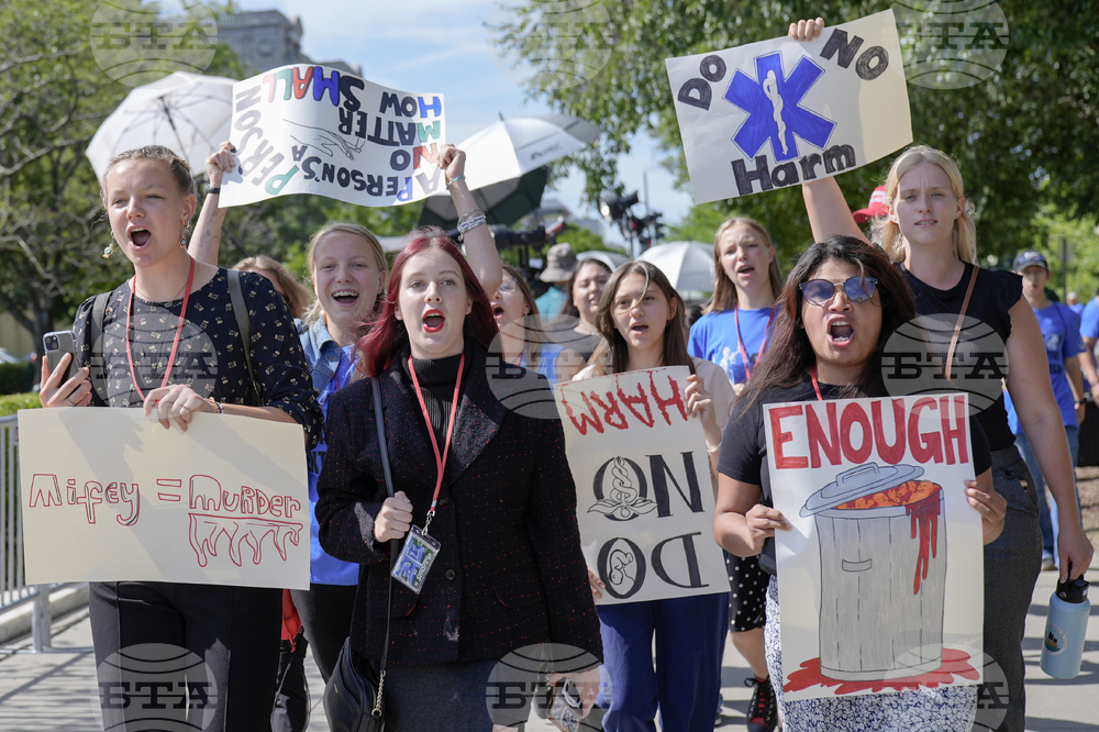 AP Poll Abortion