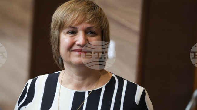 Бюджетът е възможният в областта на политиките по приходите и разходите, каза председателят на НОИ Весела Караиванова-Начева