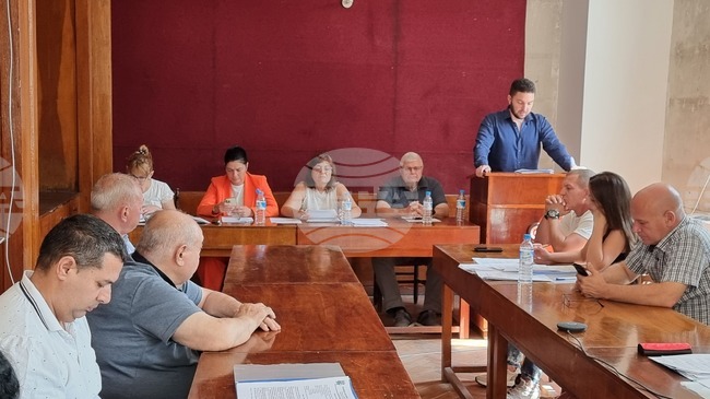 Три решения, касаещи поемането на общински дълг, промениха общинските съветници в Мизия