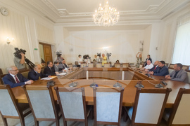 Народно събрание - консултации за вот на недоверие