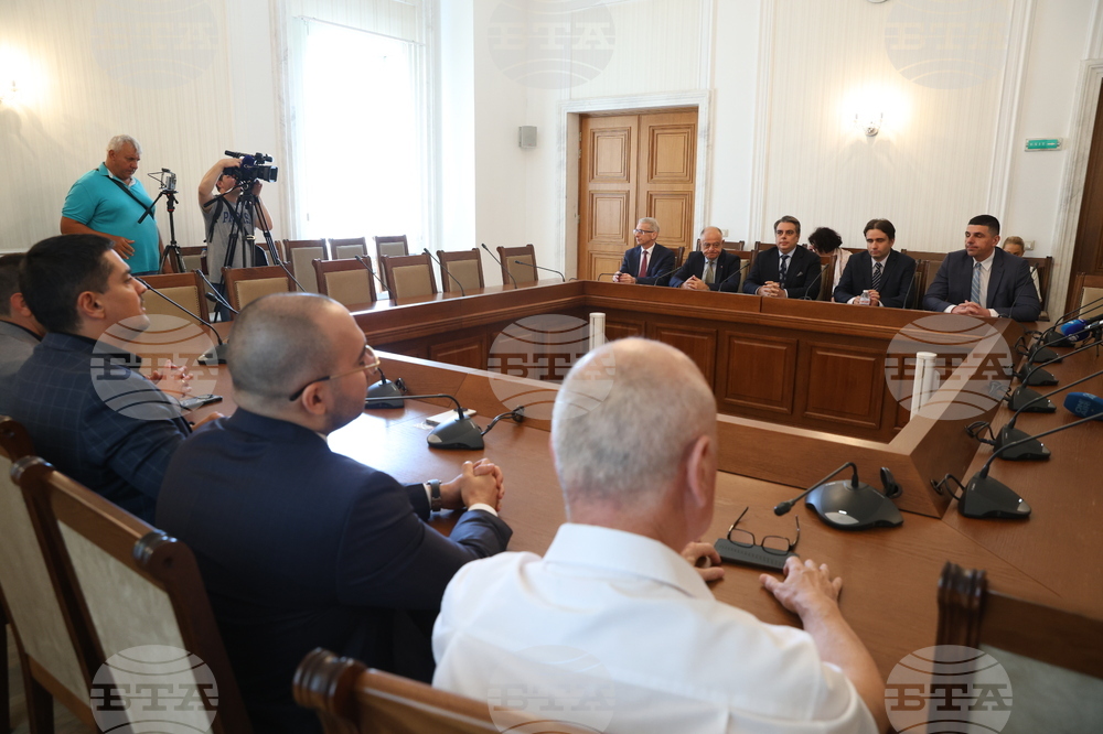 Народно събрание - консултации за вот на недоверие