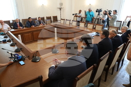 Народно събрание - консултации за вот на недоверие