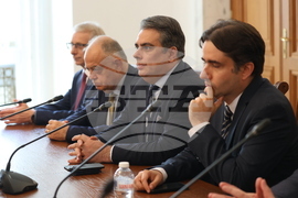 Народно събрание - консултации за вот на недоверие