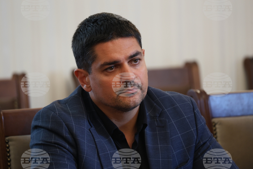 Народно събрание - консултации за вот на недоверие