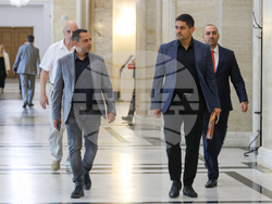 Народно събрание - консултации за вот на недоверие