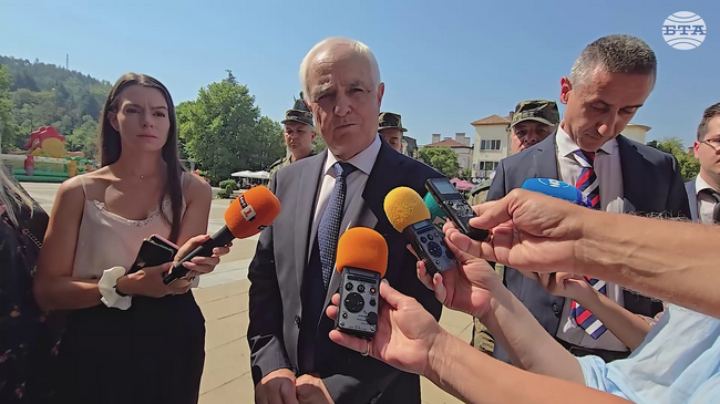 До 29 юли трябва да заявим минимална и максимална стойност на желаните финансови средства по механизма SAFE, каза Атанас Запрянов