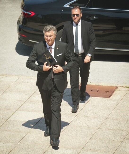 ХИНА: Хърватският премиер призовава гражданите да присъстват на историческия военен парад на 31 юли с участието на над 3400 военнослужещи