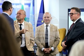 Българска търговско-промишлена палата - Служби по търговско-икономическите въпроси - награди