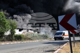 Средец - пожар - замърсен въздух