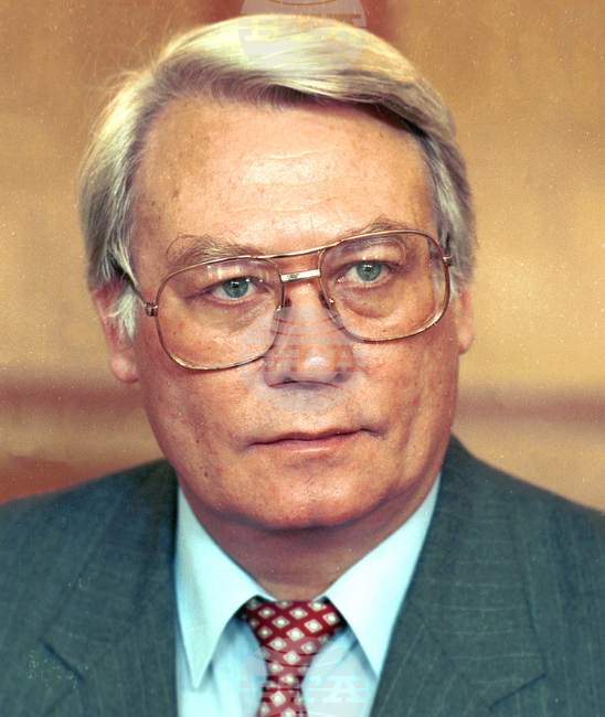  Иван Гайтанджиев - дипломат и журналист