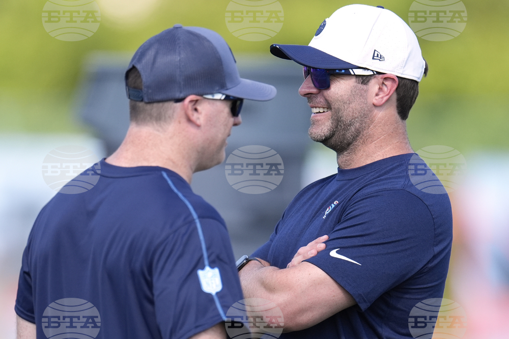 Titans Camp Football