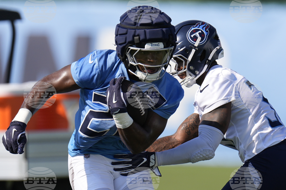 Titans Camp Football