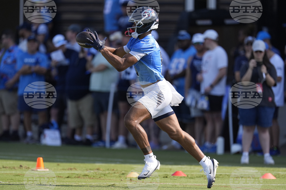 Titans Camp Football