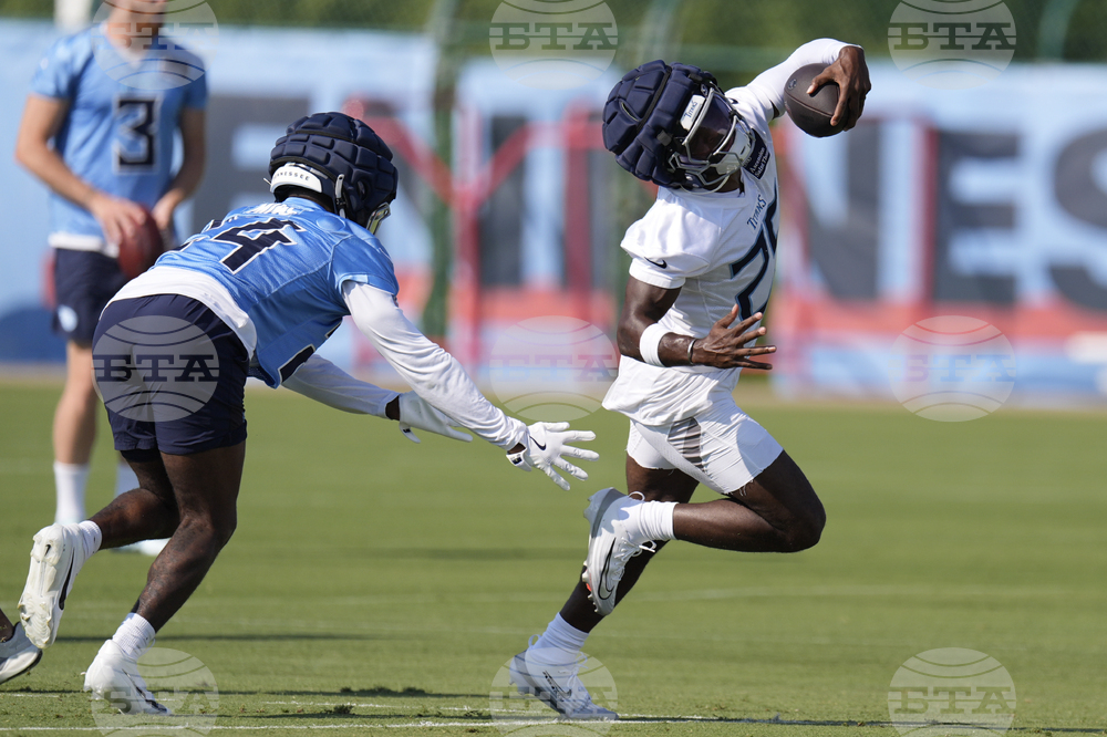 Titans Camp Football
