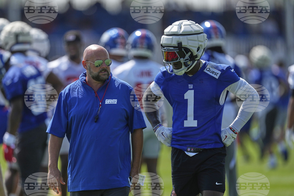 Giants Camp Football