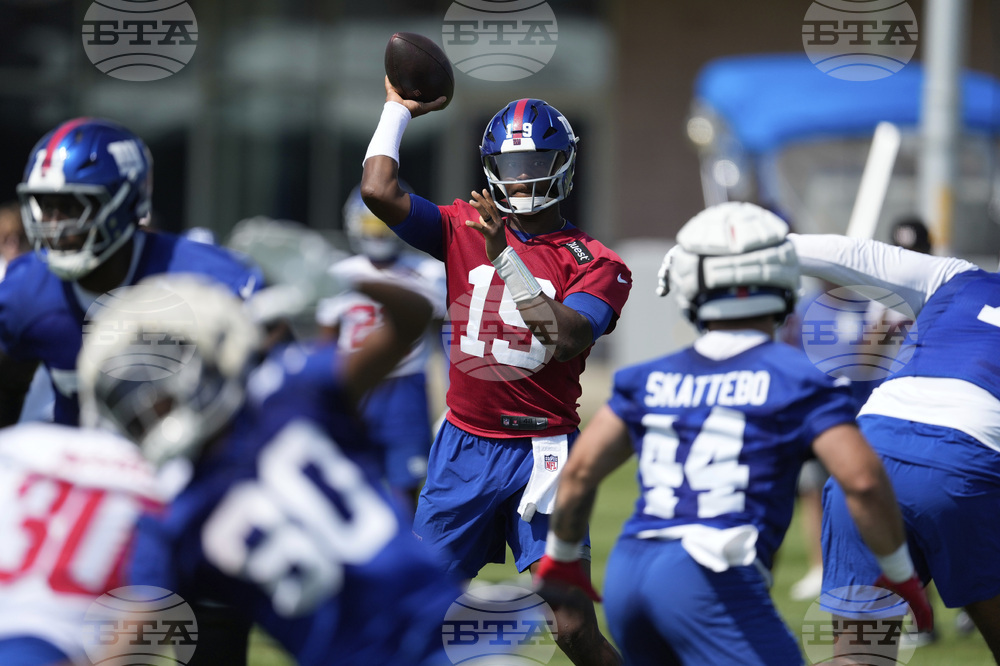 Giants Camp Football