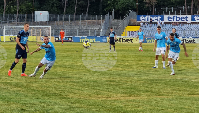 Арда и Локомотив София не излъчиха победител в среща от Първа лига