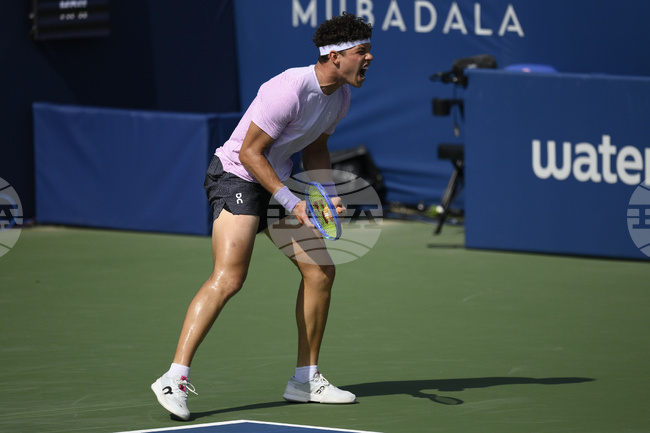 Бен Шелтън отстрани Франсис Тиафо и ще участва на полуфиналите на тенис турнира във Вашингтон