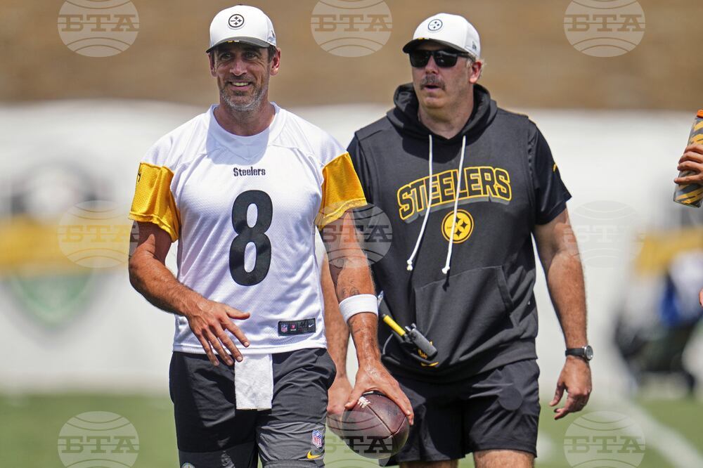 Steelers Rodgers Football