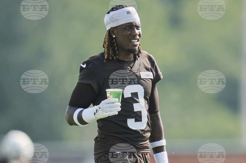 Browns Camp Football