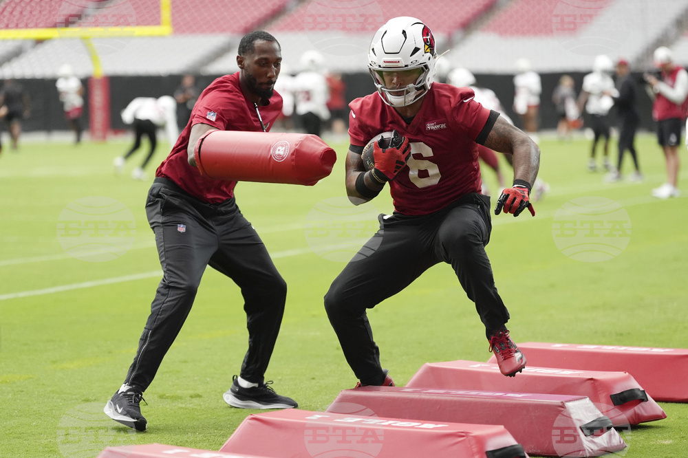 Cardinals Camp Football