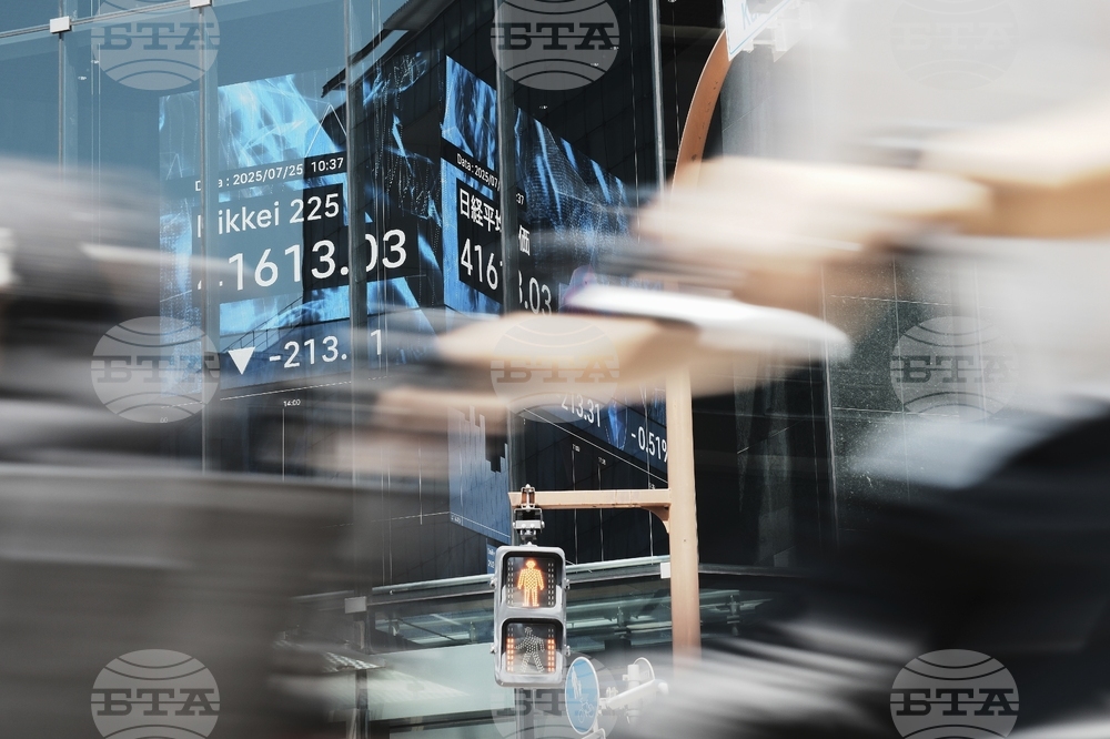 Спадове белязаха търговията в Aзия и на Уолстрийт