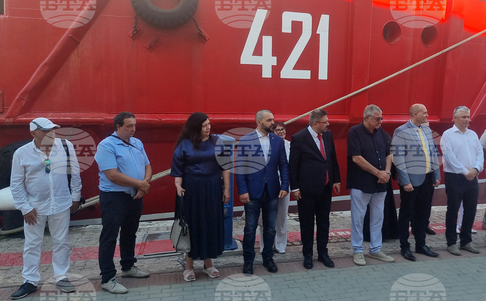 Варна - научноизследователски кораб „Св. св. Кирил и Методий” - кръщене - годишнина