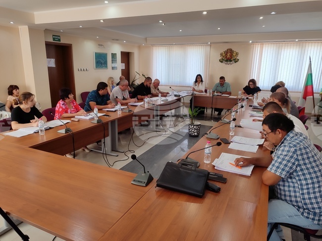 Община Две могили ще кандидатства с проект за закупуване на електрически автомобил за предоставяне на социални услуги